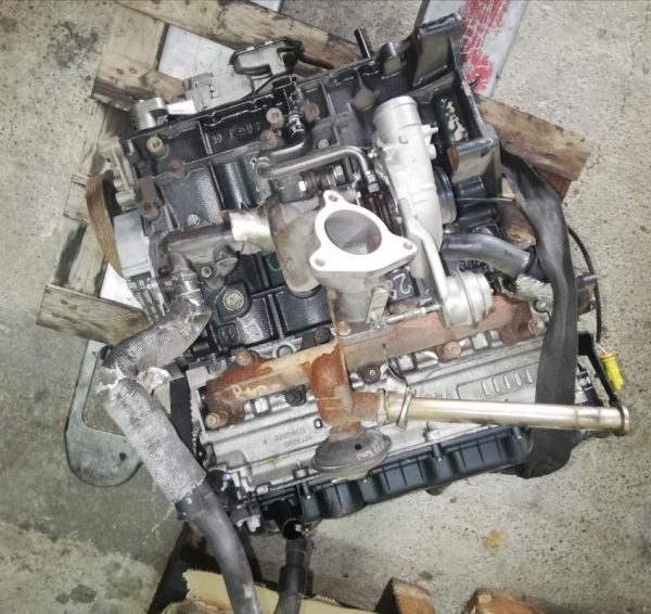 Reparatii motor PEUGEOT 407